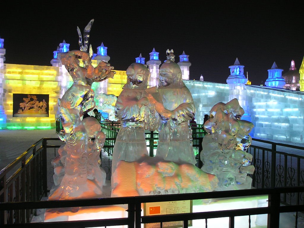 sculpturesforacarvingcontest4.jpg